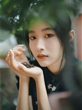 YITUYU艺图语 2025.01.06 娴静犹如花照水 欣欣(22)
